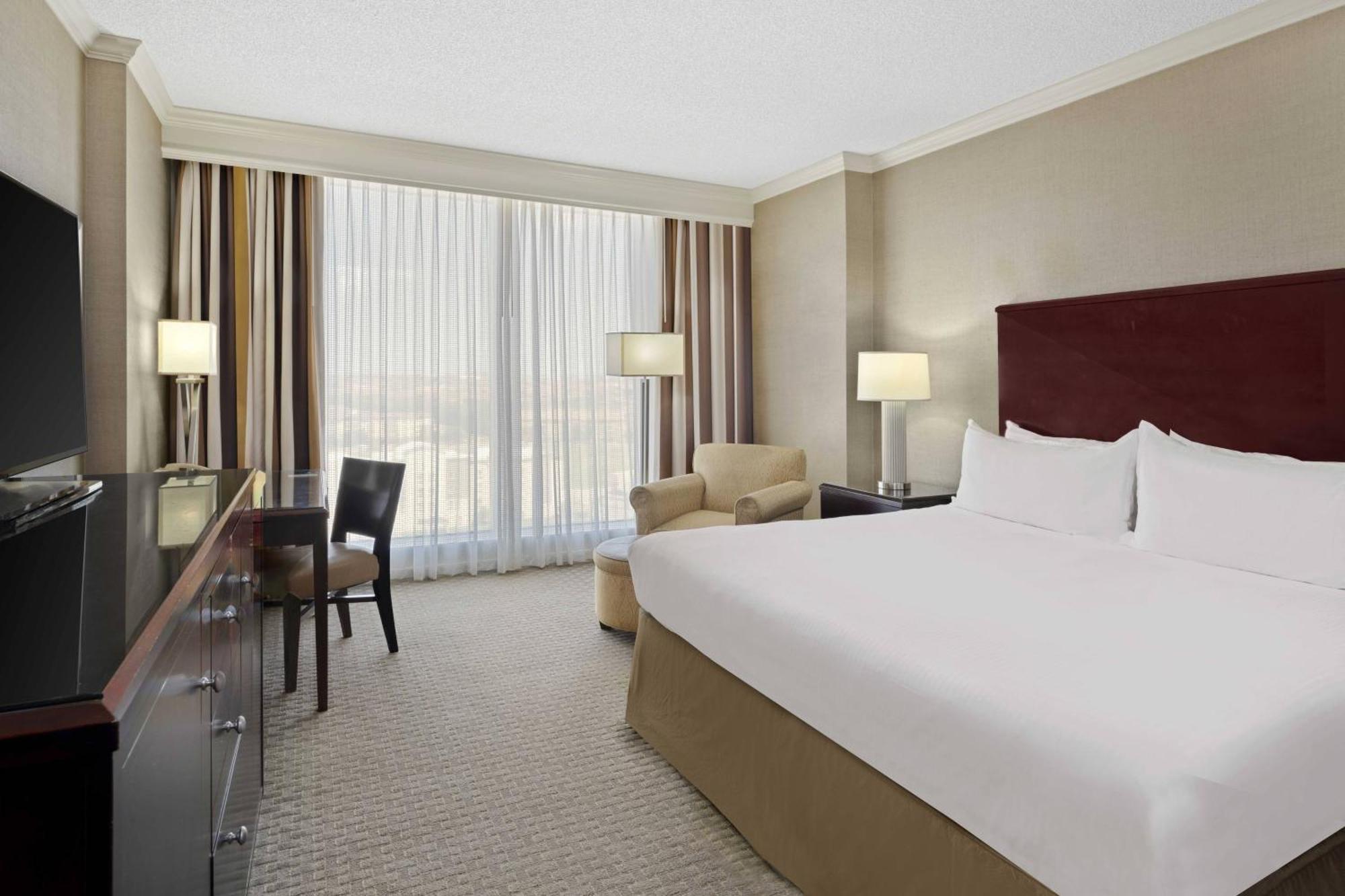 Renaissance Dallas North Hotel Farmers Branch Extérieur photo