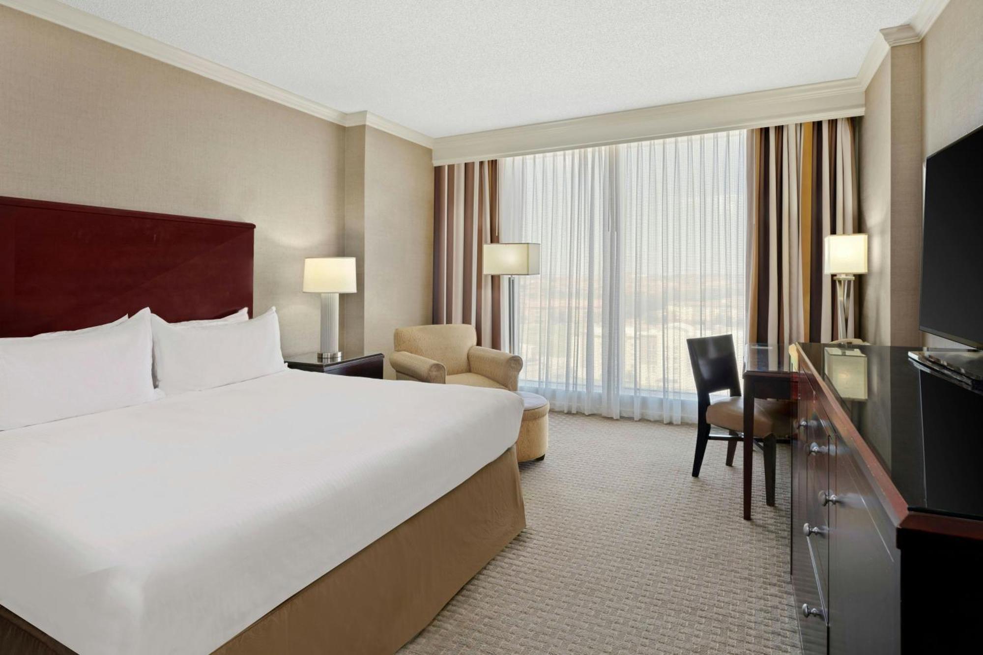 Renaissance Dallas North Hotel Farmers Branch Extérieur photo